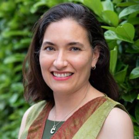 Profile headshot photo of Catalina Villar.