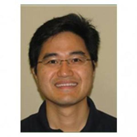 Profile headshot photo of Sung Joon Kim, PHD.