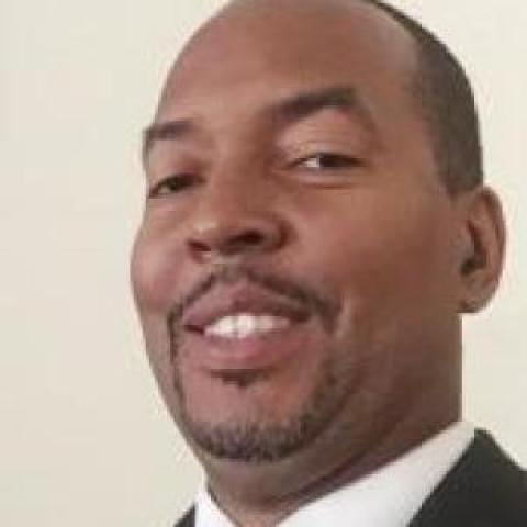 Profile headshot photo of Stephen Broyles.