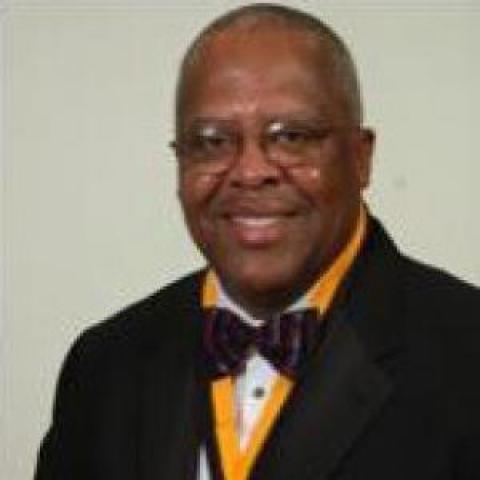 Profile headshot photo of Fred Irby.