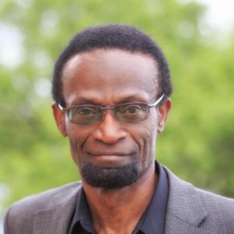 Profile headshot photo of Paul Peart.