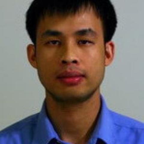Profile headshot photo of Jiang Li.