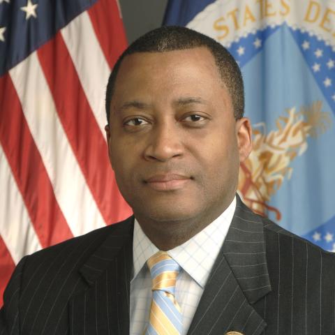 Profile headshot photo of Joe Leonard, Jr., Ph.D..