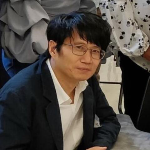 Profile headshot photo of Lance Yong Jin  Park, Interim Chair.