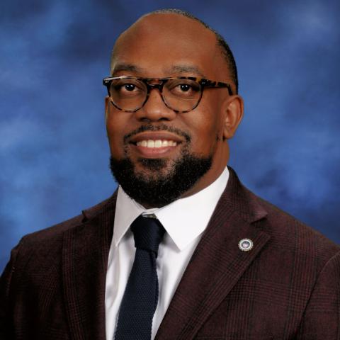 Profile headshot photo of Walter S. Servance.
