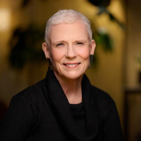 Profile headshot photo of Alice Ogden Bellis.