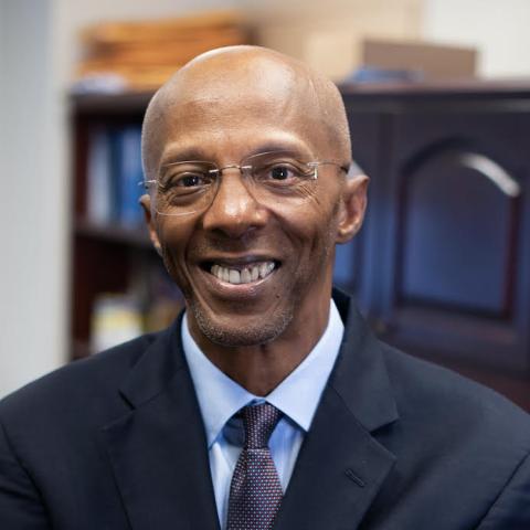 Profile headshot photo of William Southerland.