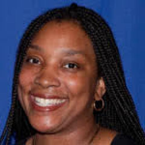 Profile headshot photo of Robin Harris.