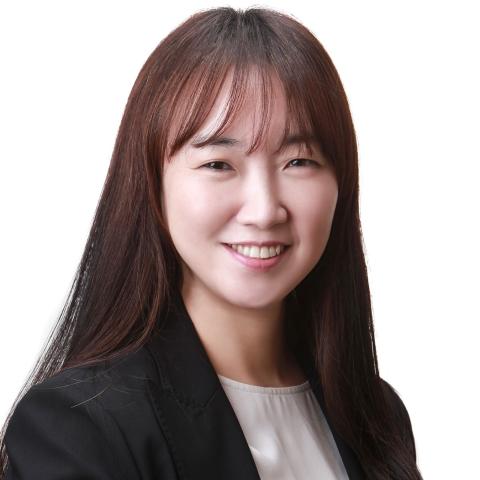 Profile headshot photo of Claire Huiyoung  Cha, PHD.