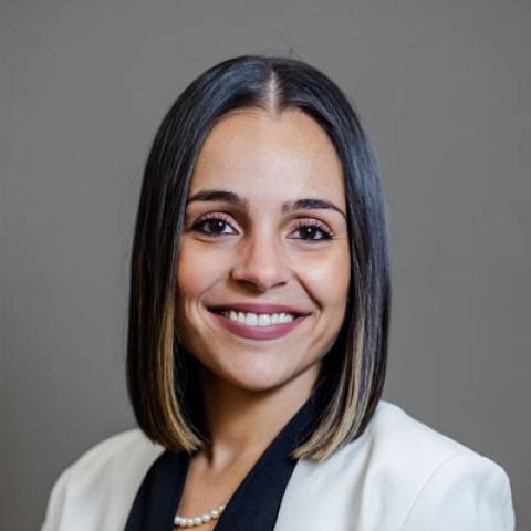 Profile headshot photo of Yesenia Espinal.