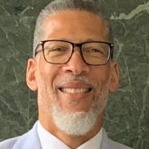 Profile headshot photo of Robert Gamble, DDS, FSBGD, ABGD, FAGD, FACD, FICD.