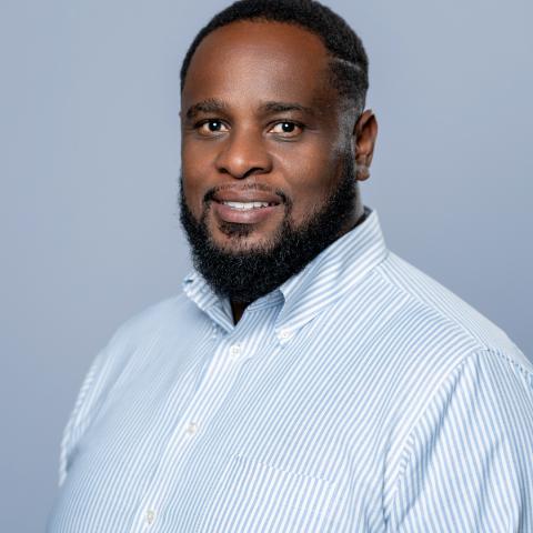 Profile headshot photo of STEPHAN BYAM.