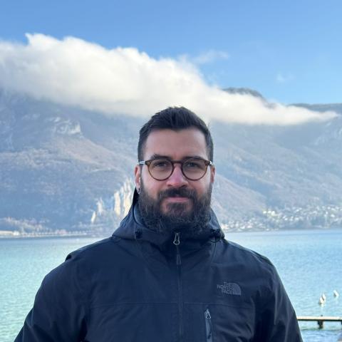 Profile headshot photo of Marcelo rene gomes perez, Ph.D..