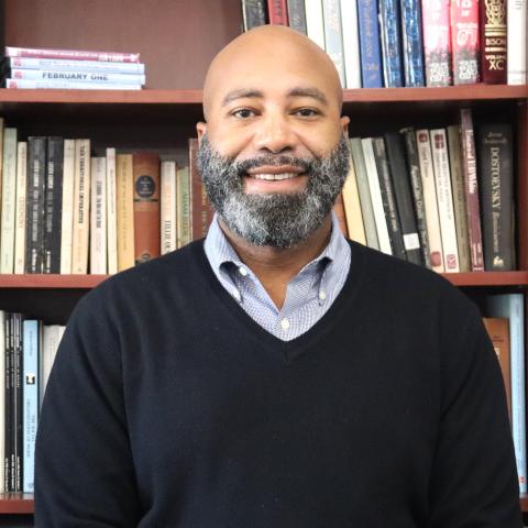 Profile headshot photo of Jamal Williams.