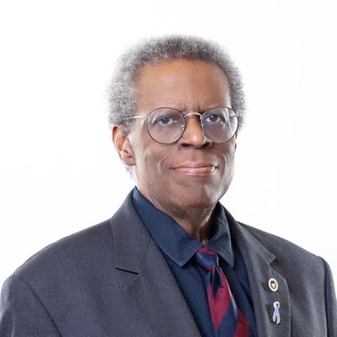 Profile headshot photo of Kelvin Childs.