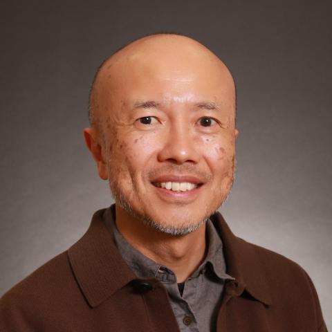 Profile headshot photo of Ezer Kang.