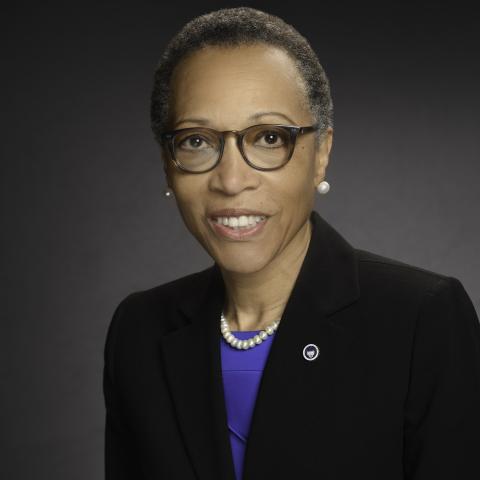 Profile headshot photo of Donna Grant-Mills, DDS, M.Ed., RDH.