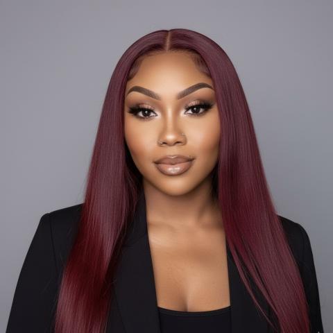 Profile headshot photo of Gabby Howard.