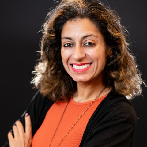 Profile headshot photo of Aliya Kassam, D.D.S..