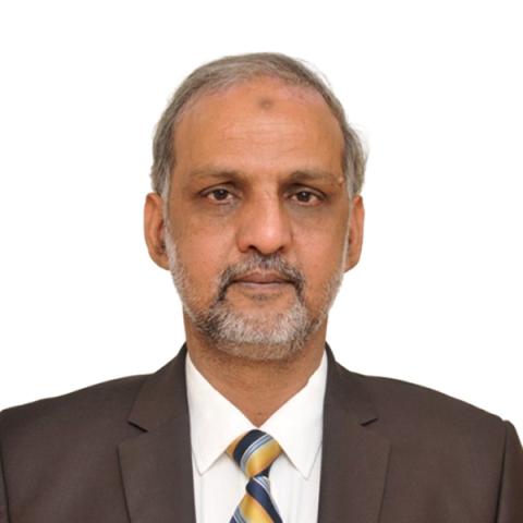 Profile headshot photo of Hassan Hassan Farooq, PHD.