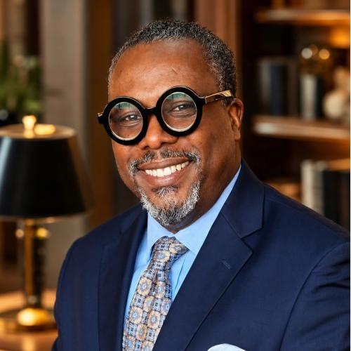 Dr Earl Ettienne 