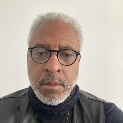 Headshot photo of Kwame Dixon